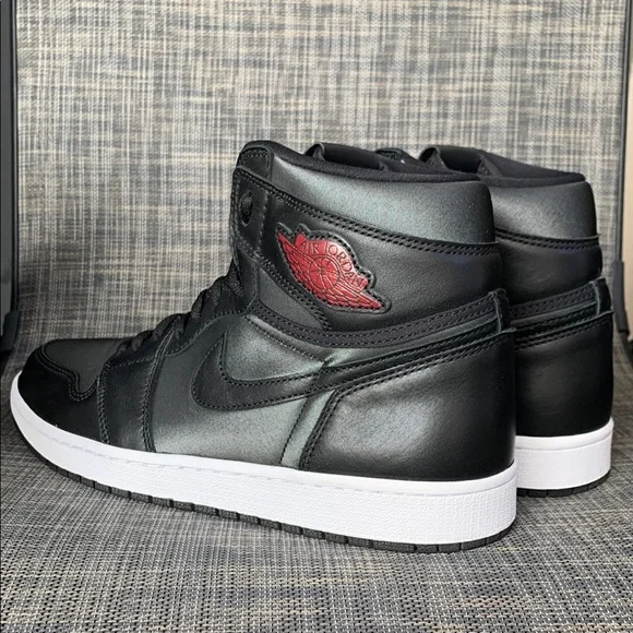 Nike Air Jordan 1 High Retro OG 'Black Satin' Sneakers 555088-060 Men’s Size 12